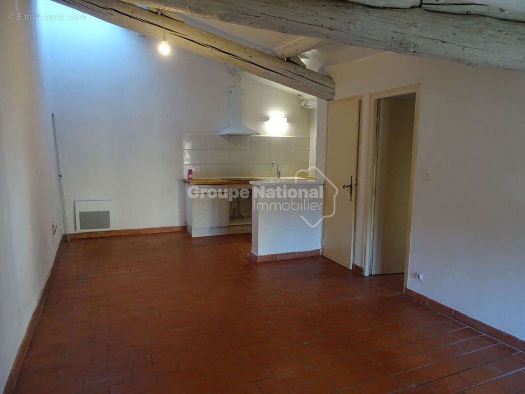 Appartement à CAUMONT-SUR-DURANCE