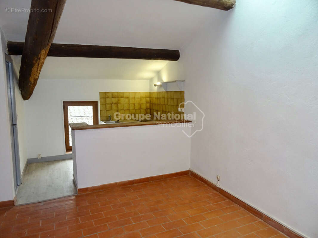 Appartement à CAUMONT-SUR-DURANCE