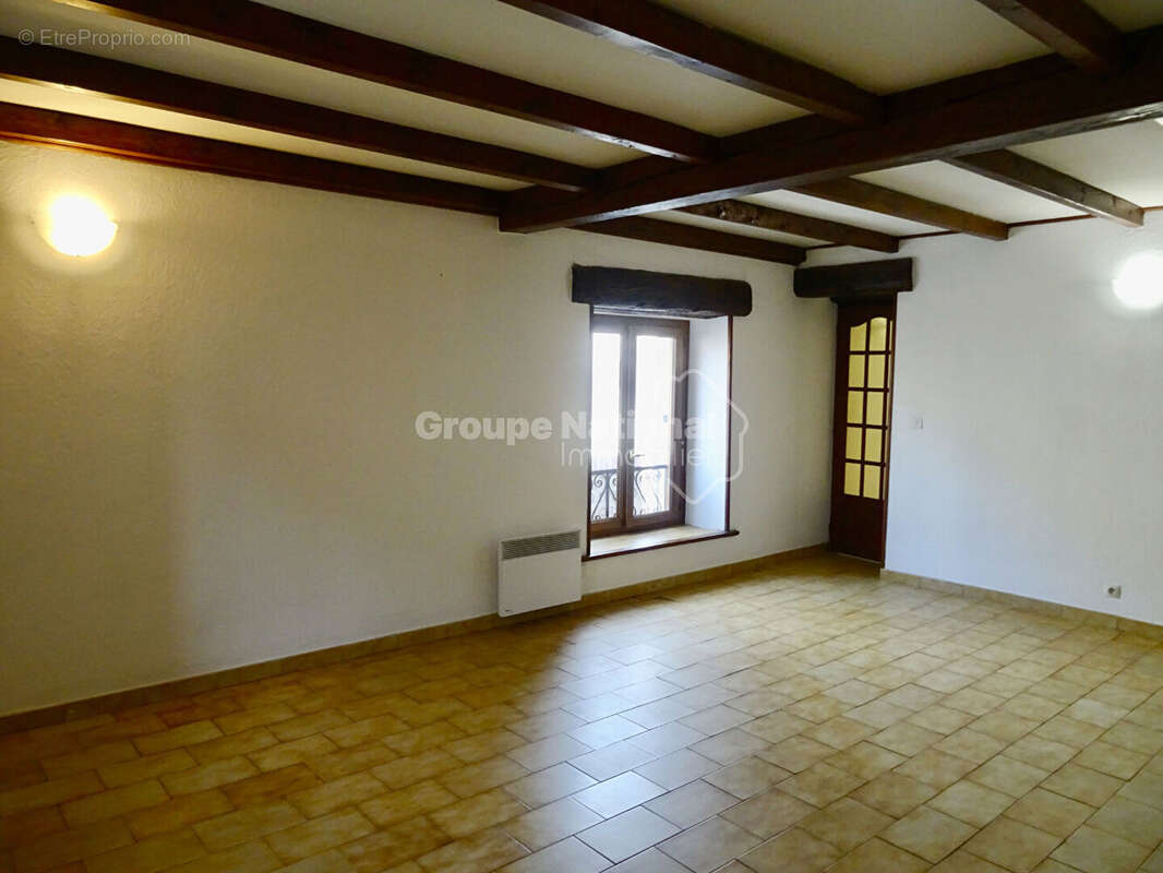 Appartement à CAUMONT-SUR-DURANCE