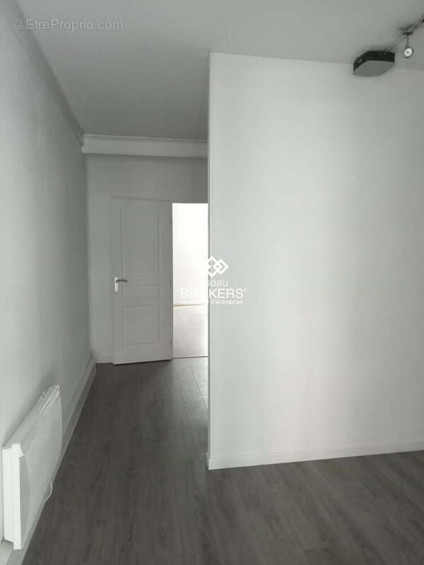 ESPACE OUVERT BUREAU 3 - Commerce à PAU