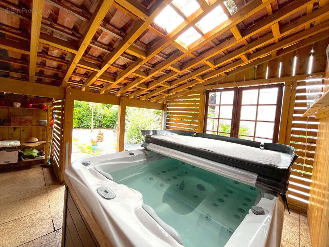 Maison à GUJAN-MESTRAS