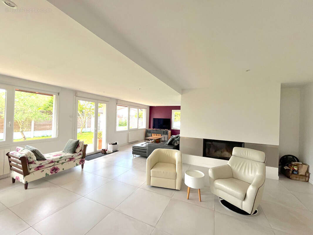 Maison à GUJAN-MESTRAS