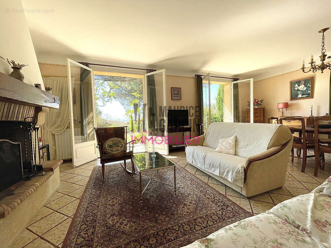 Maison à CAUMONT-SUR-DURANCE