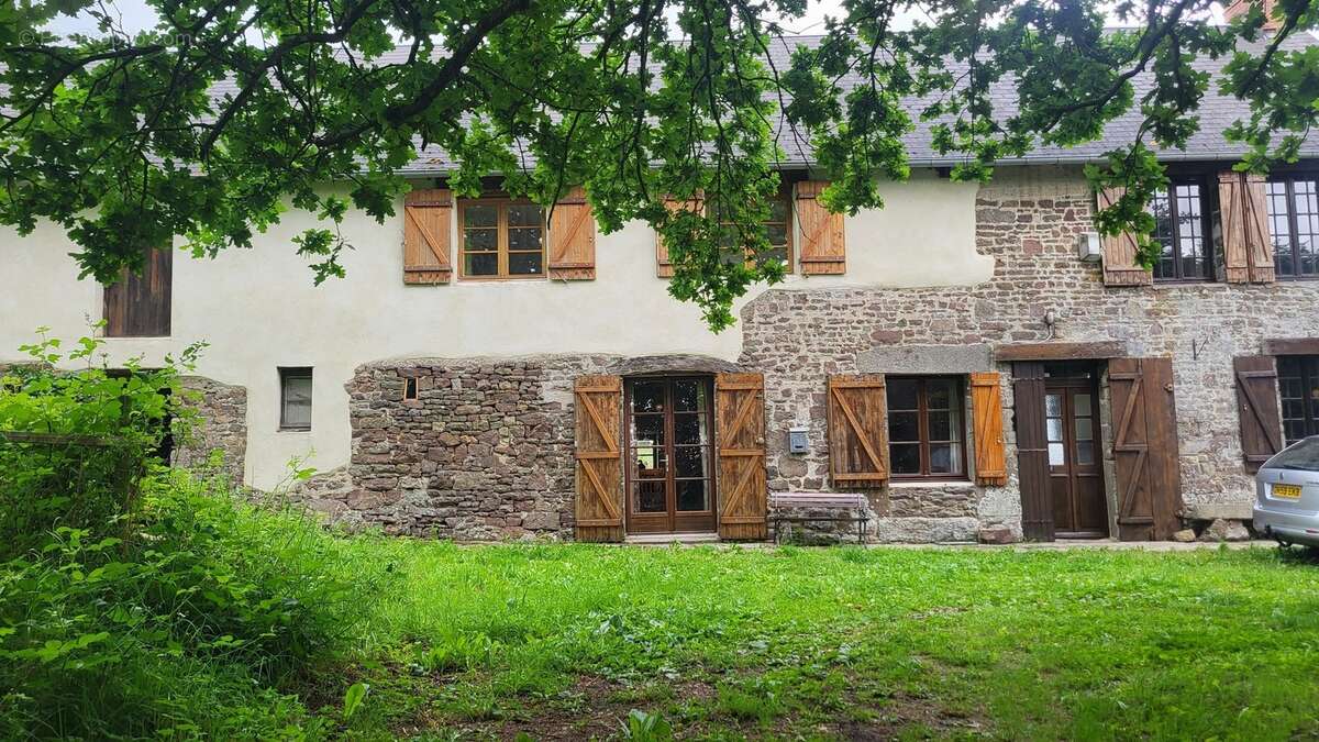 Maison à PONT-FARCY