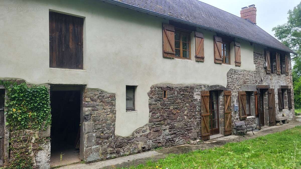 Maison à PONT-FARCY