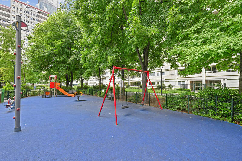 Appartement à COURBEVOIE