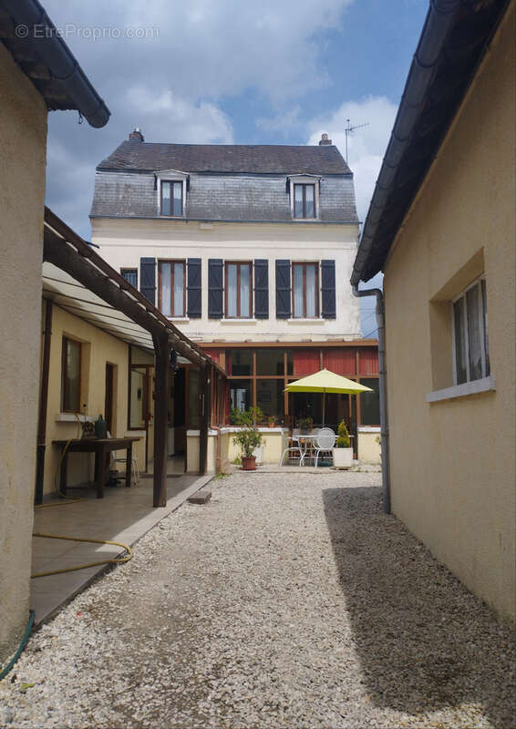 Maison à NOYON