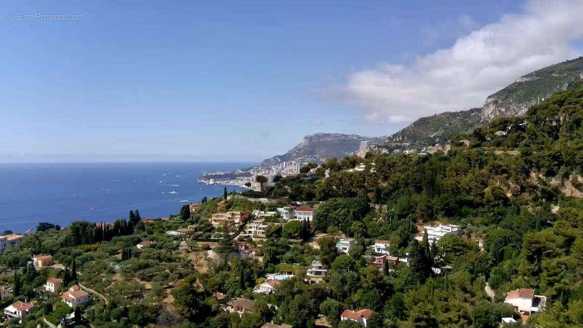 Maison à ROQUEBRUNE-CAP-MARTIN