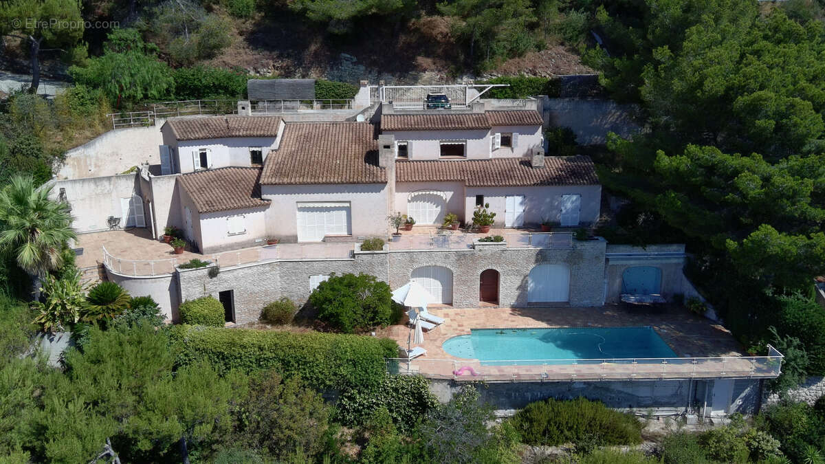 Maison à ROQUEBRUNE-CAP-MARTIN