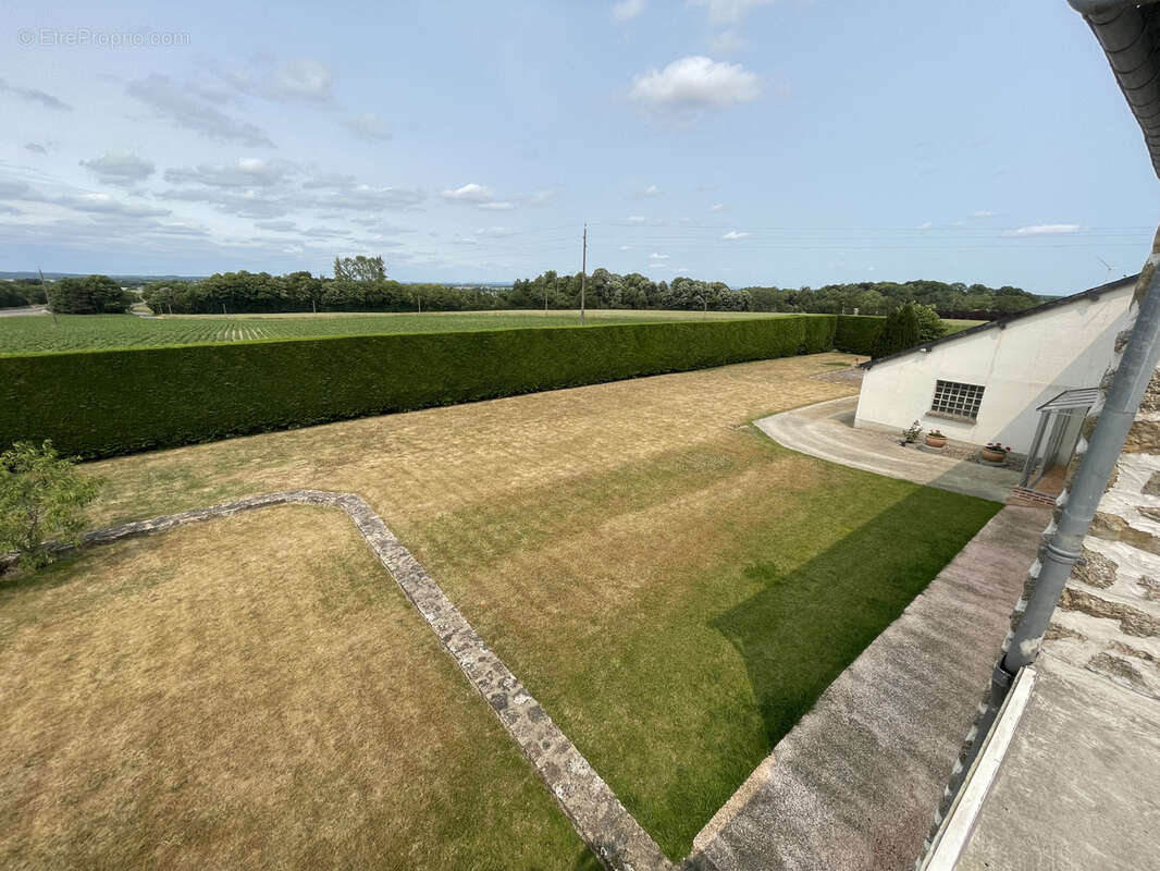Maison à MARTIGNE-SUR-MAYENNE