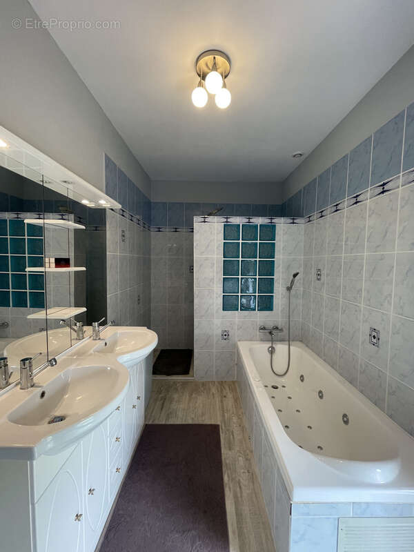 Maison à MARTIGNE-SUR-MAYENNE