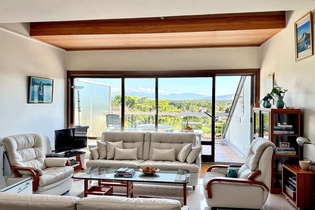 Appartement à DIVONNE-LES-BAINS