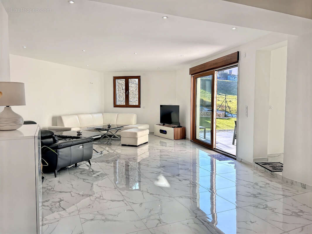 Appartement à ELOISE