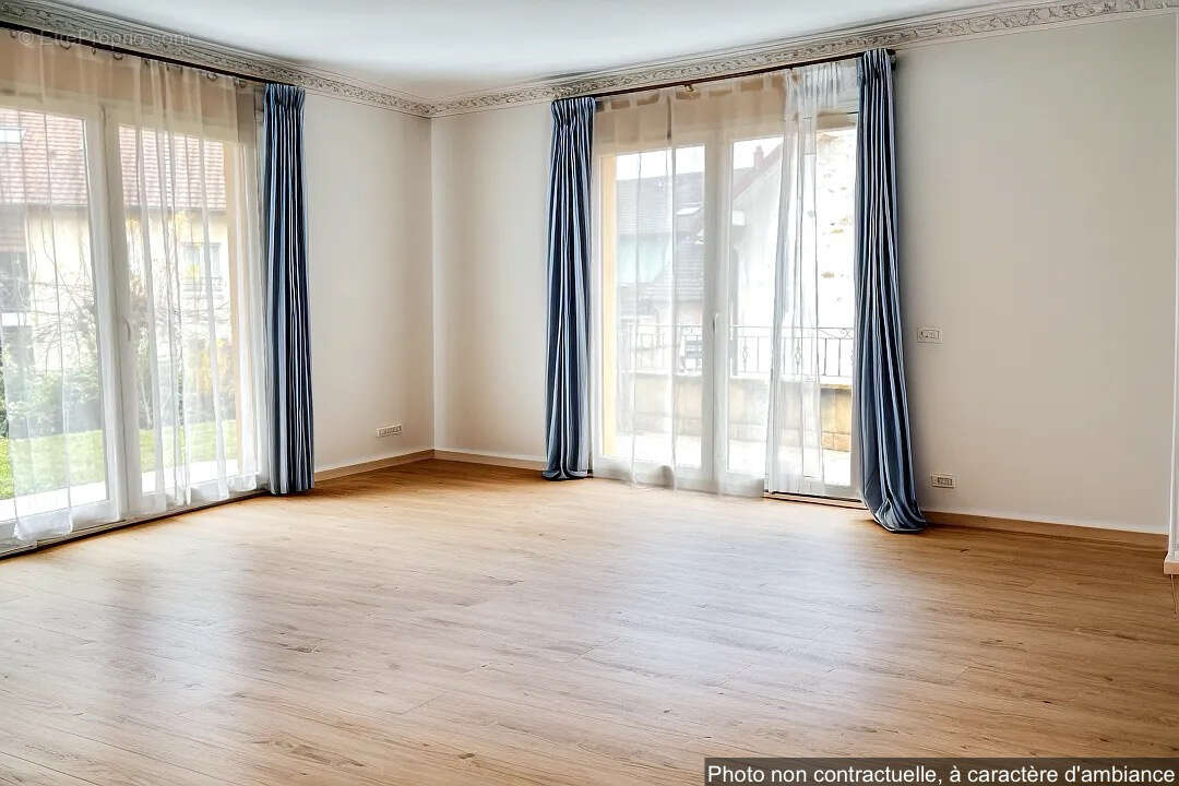 Appartement à SEGNY