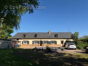 Maison à ESCLES-SAINT-PIERRE