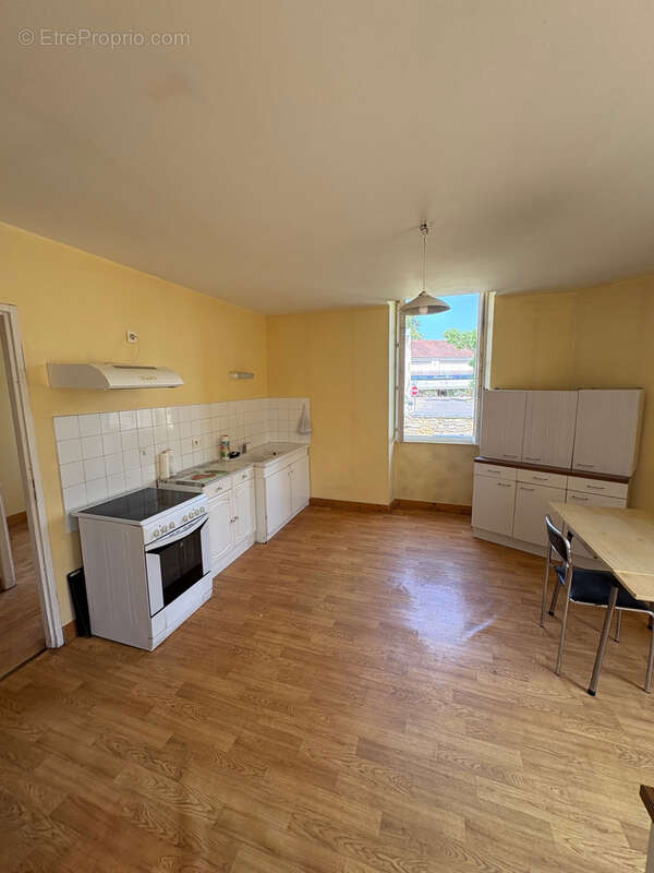 Maison à MONSEMPRON-LIBOS