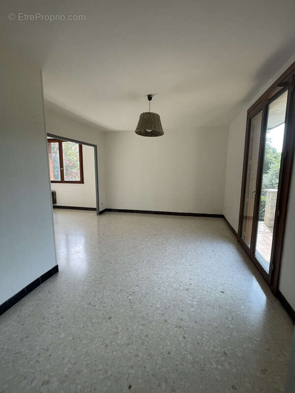 Maison à PONT-SAINT-ESPRIT