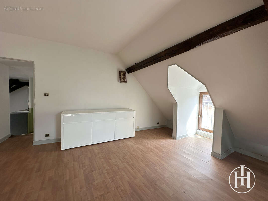 Appartement à SAINT-AMAND-MONTROND