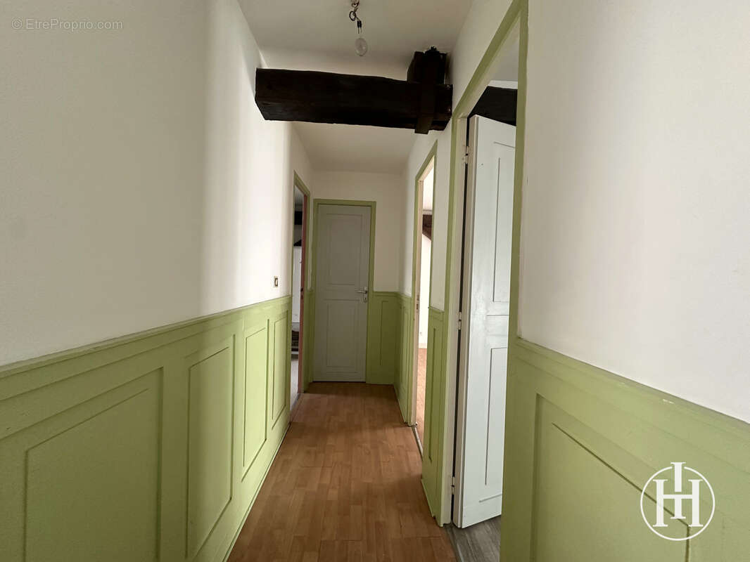 Appartement à SAINT-AMAND-MONTROND