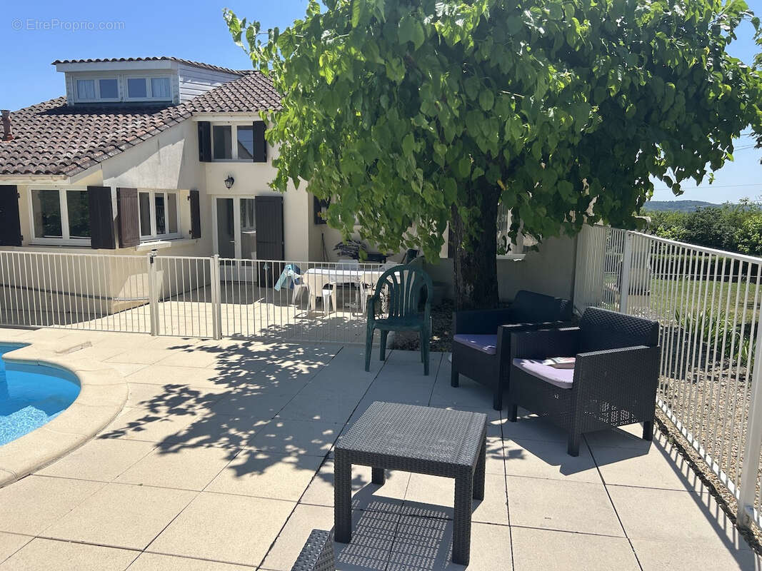 Maison à VILLEFRANCHE-DE-LONCHAT