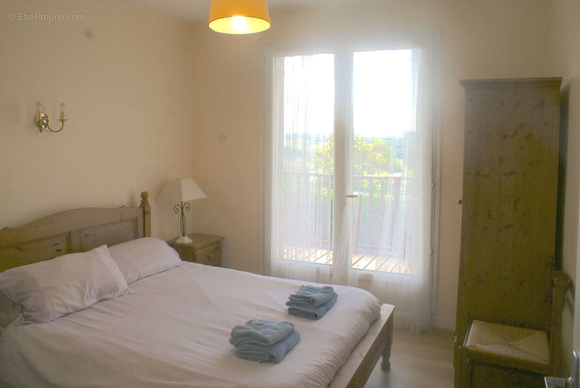 Maison à VILLEFRANCHE-DE-LONCHAT