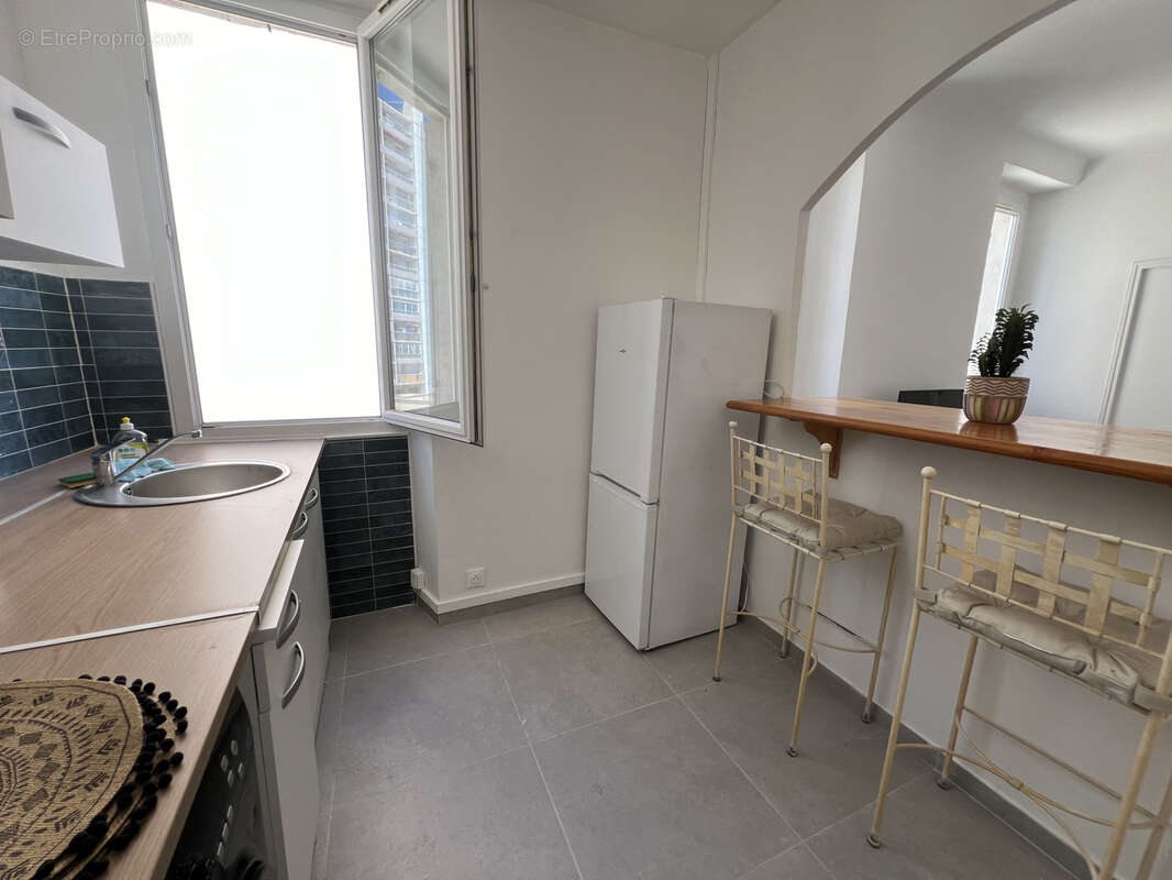 Appartement à MARSEILLE-7E