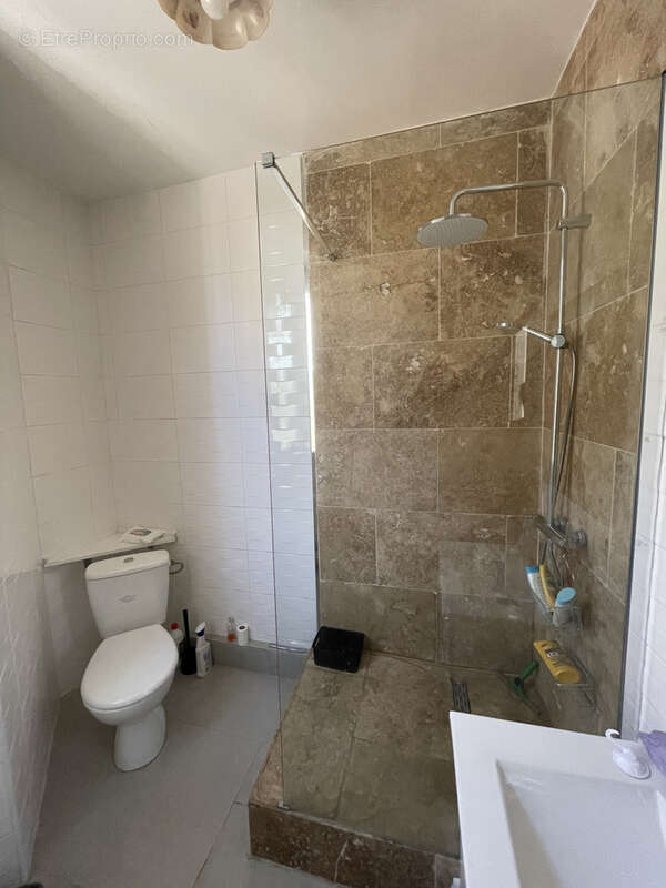 Appartement à MARSEILLE-7E