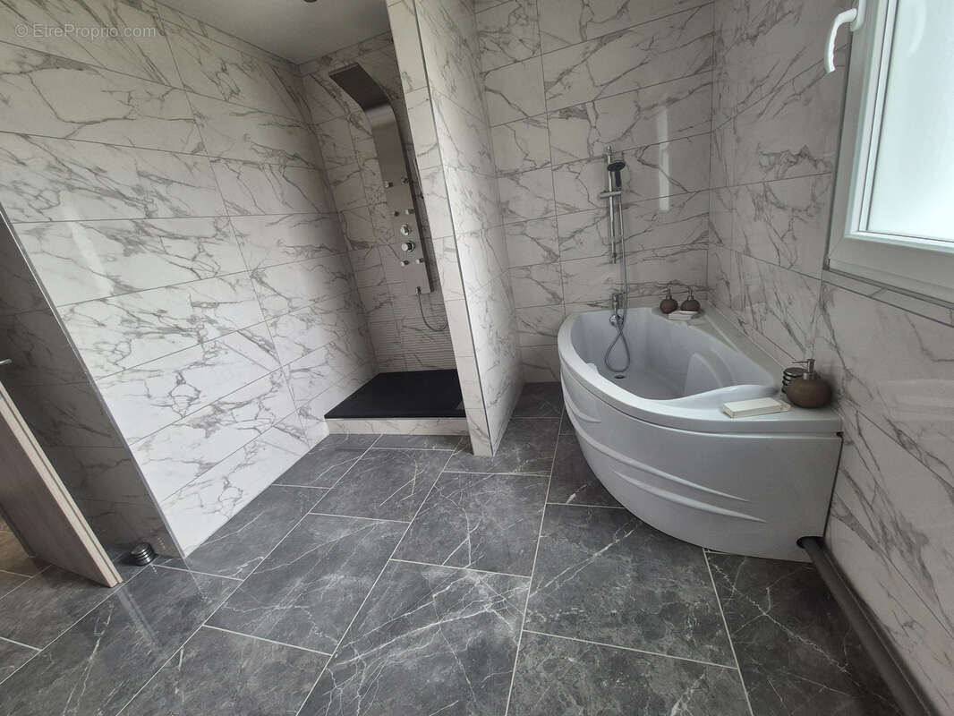 Maison à HENIN-BEAUMONT