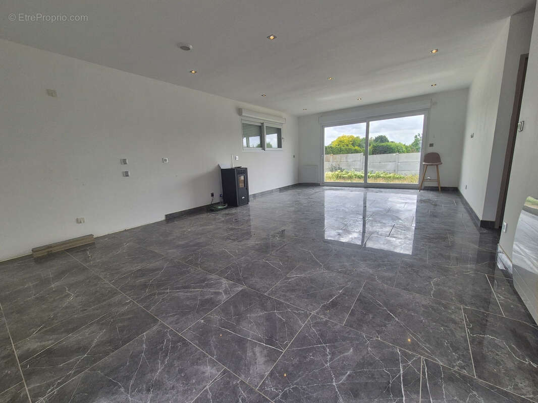 Maison à HENIN-BEAUMONT