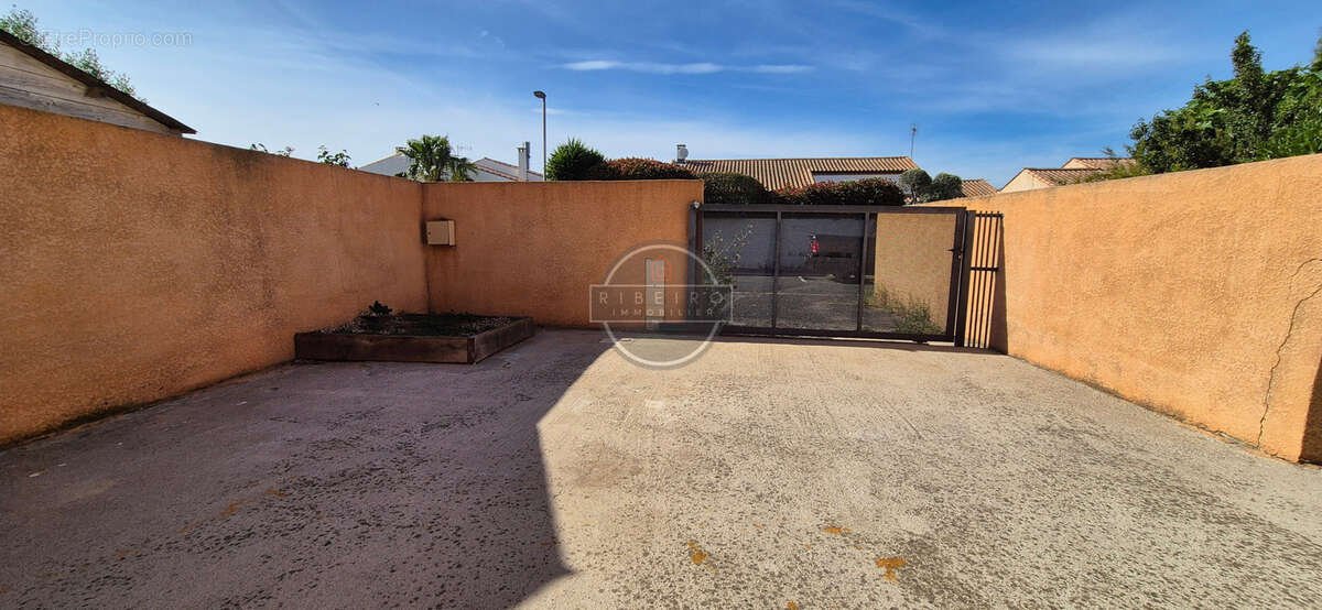 Maison à SAUVIAN