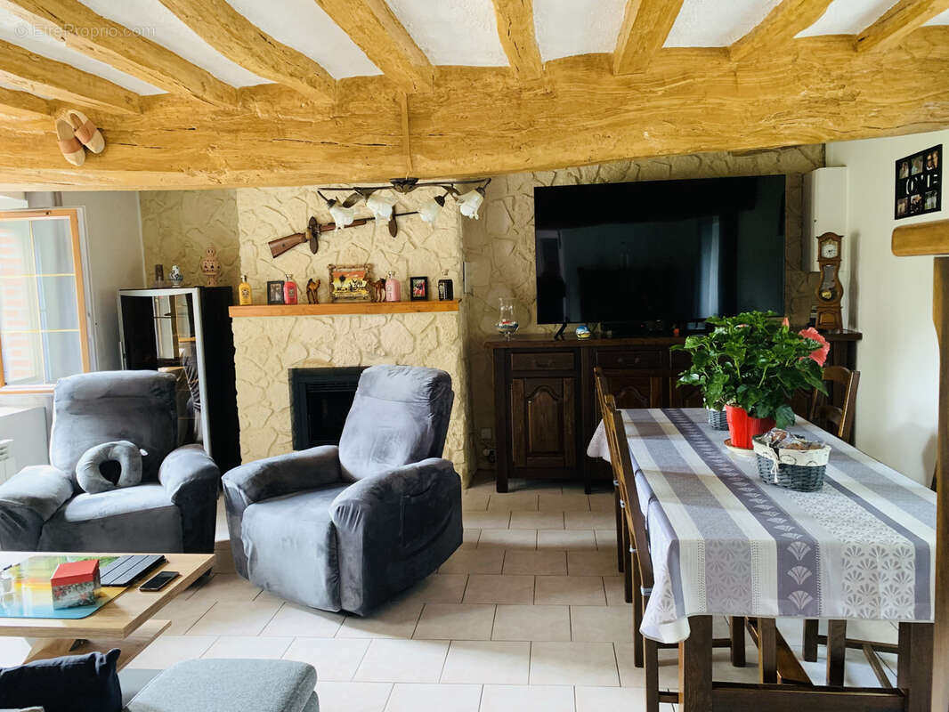 Maison à MONTACHER-VILLEGARDIN