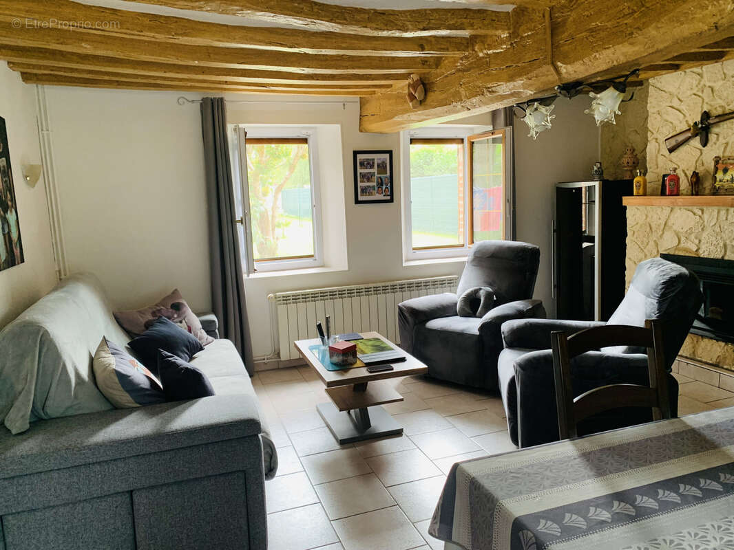 Maison à MONTACHER-VILLEGARDIN