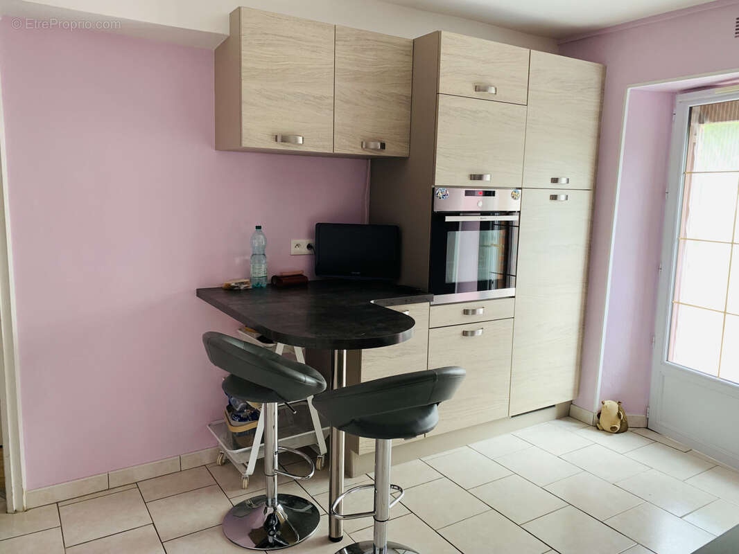 Maison à MONTACHER-VILLEGARDIN