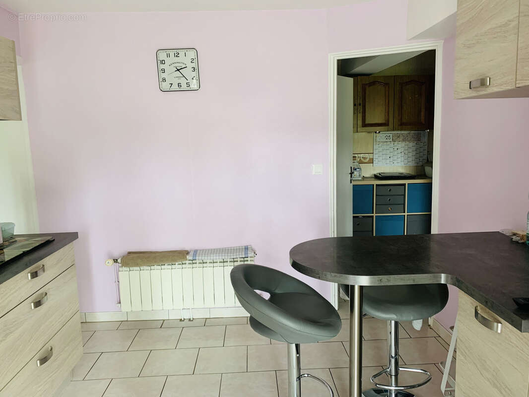 Maison à MONTACHER-VILLEGARDIN