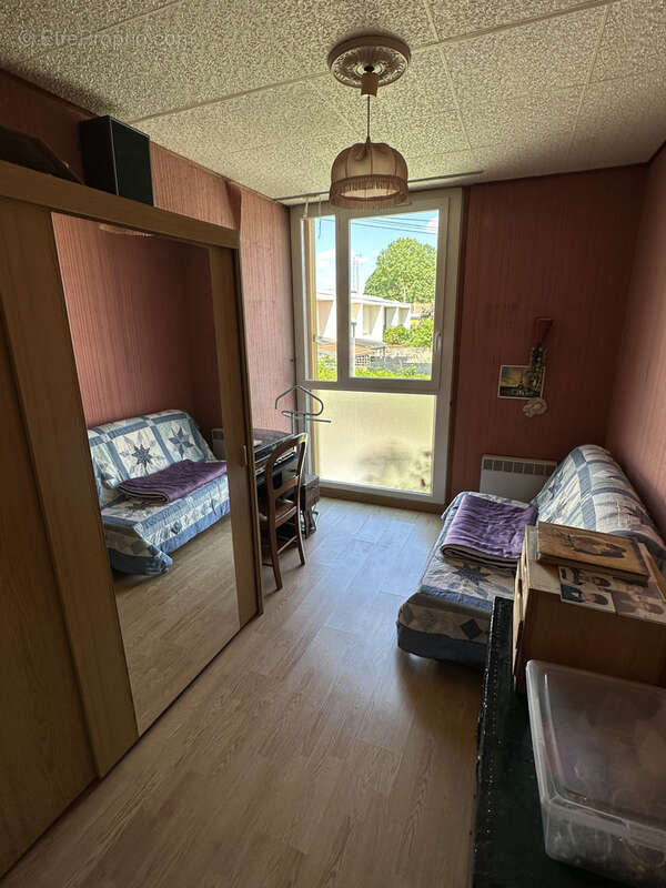 Maison à VAUX-LE-PENIL