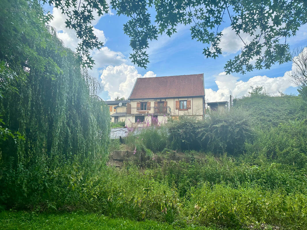 Maison à NEUFCHATEL-EN-BRAY