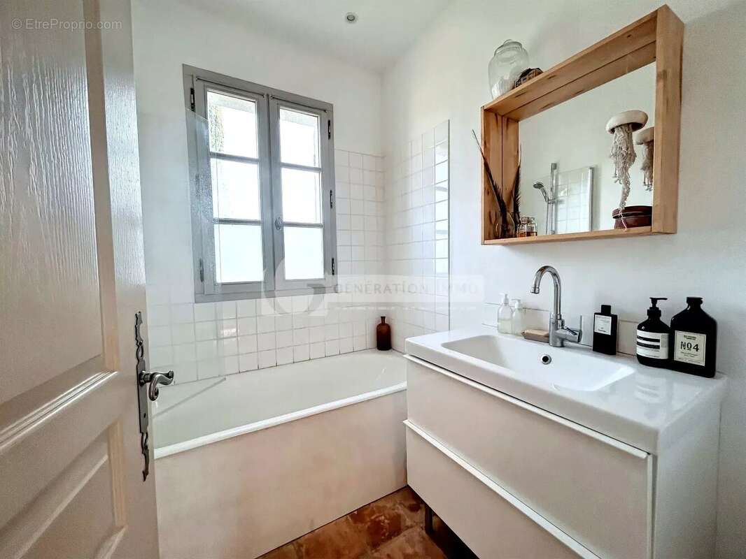 Maison à MAUSSANE-LES-ALPILLES