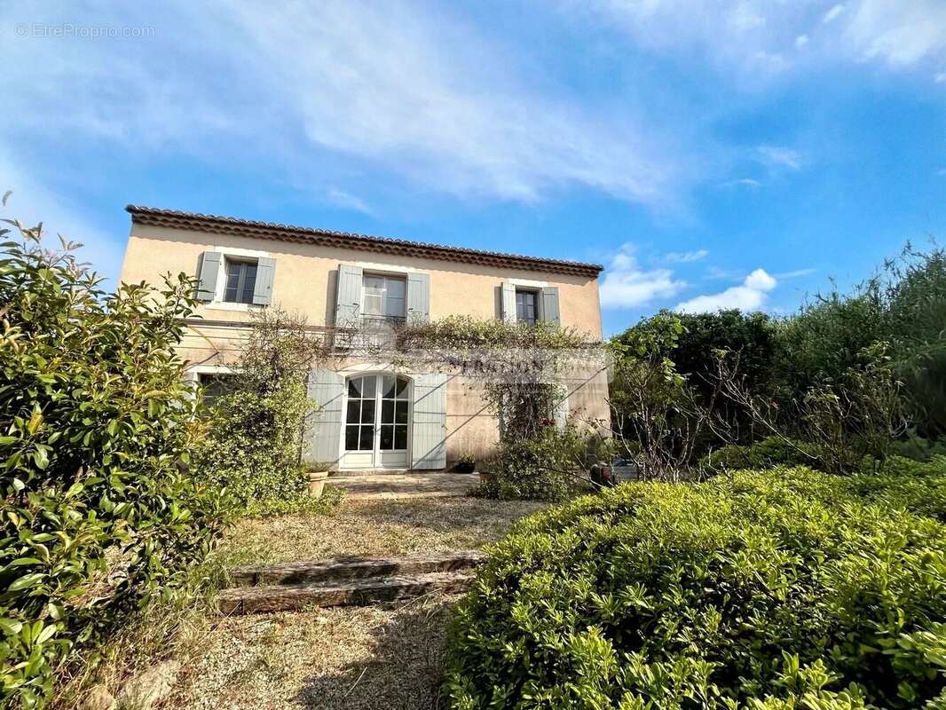 Maison à MAUSSANE-LES-ALPILLES