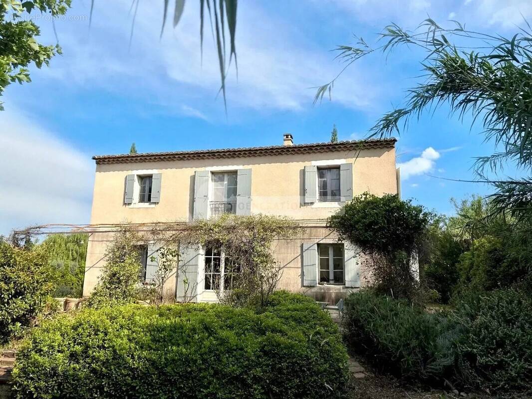 Maison à MAUSSANE-LES-ALPILLES