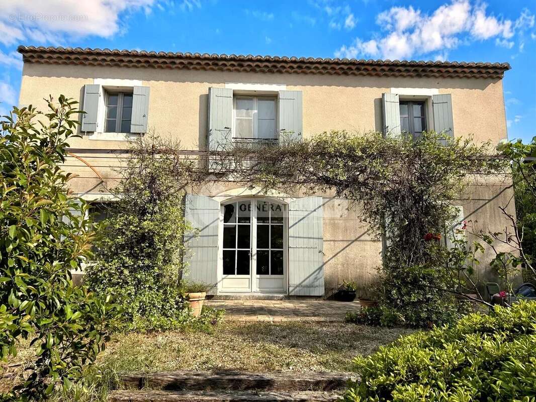 Maison à MAUSSANE-LES-ALPILLES