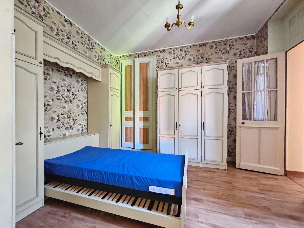 Maison à LA COURONNE