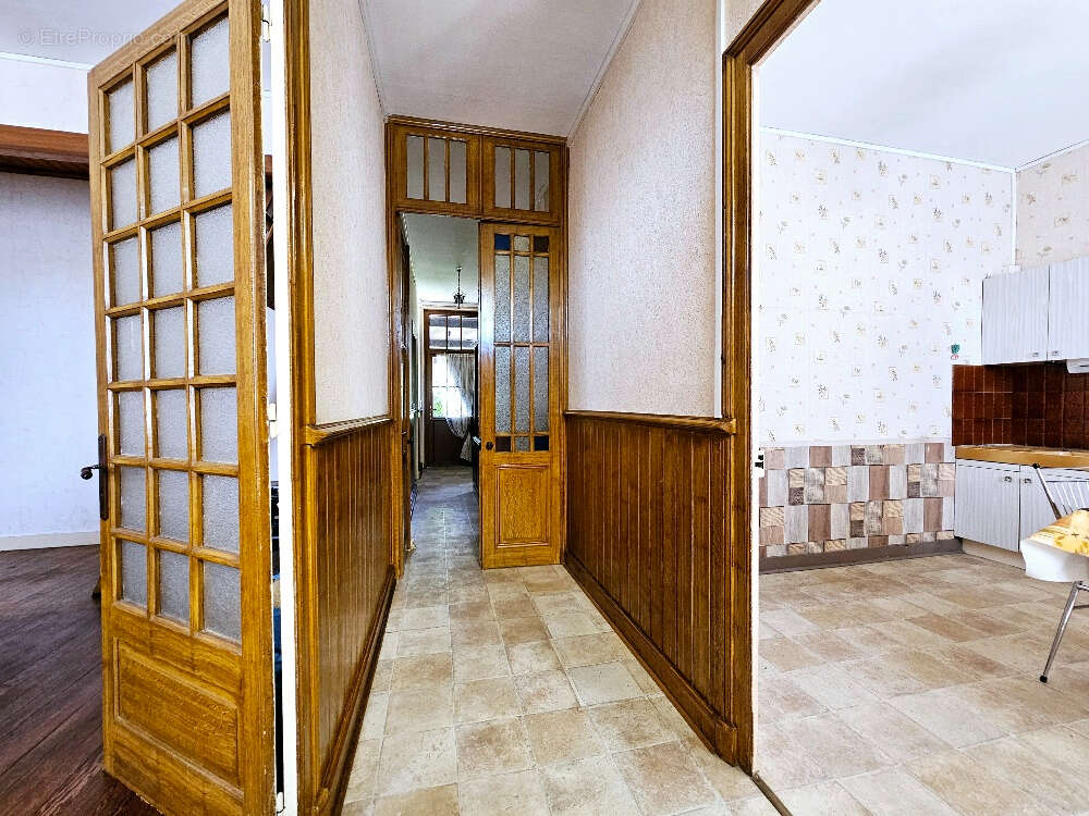 Maison à LA COURONNE