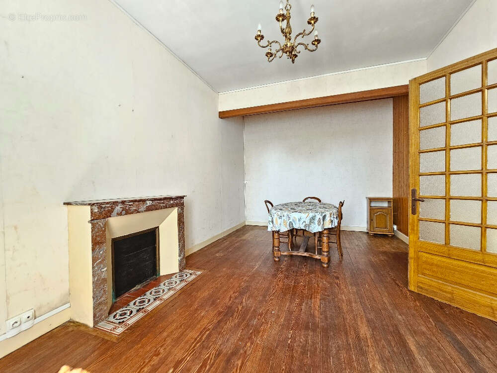 Maison à LA COURONNE