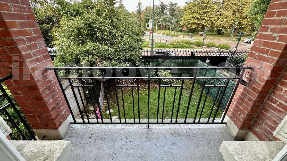 D189E64B-4763-478B-8BBE-AAF5ED305985_1_105_c - Appartement à CHARENTON-LE-PONT