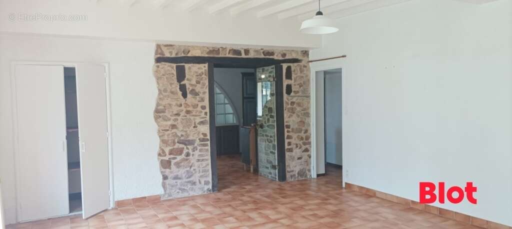 Maison à CHATEAUBOURG