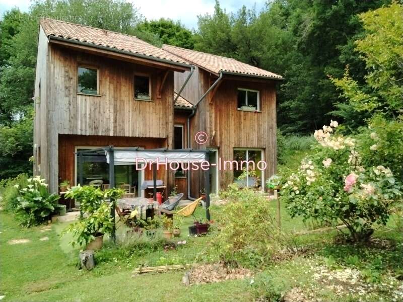 Maison à VILLEFRANCHE-DU-PERIGORD