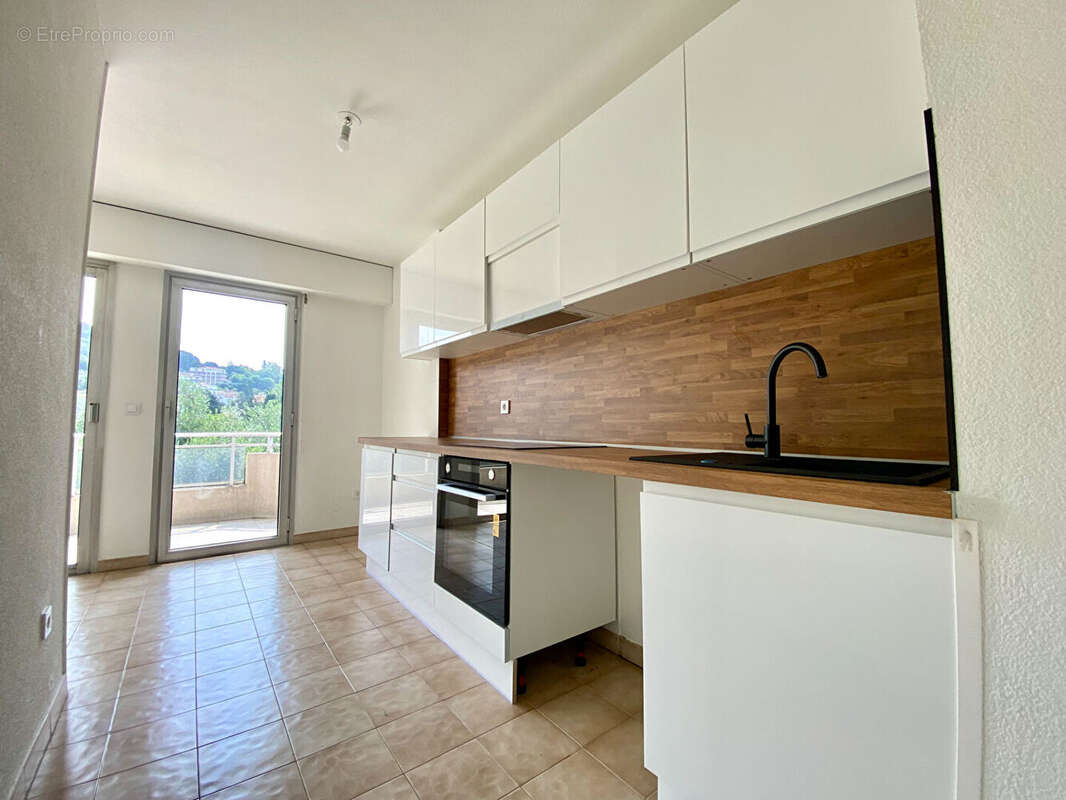 Appartement à MOUGINS