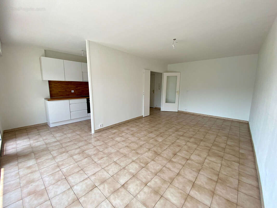 Appartement à MOUGINS