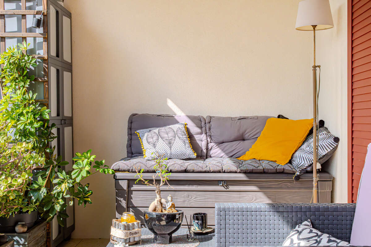 Appartement à JUVIGNAC