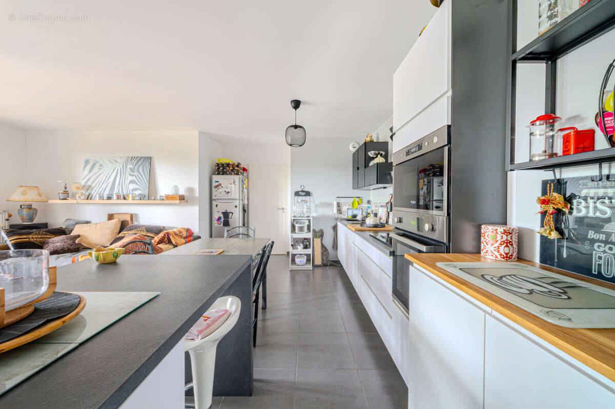 Appartement à JUVIGNAC